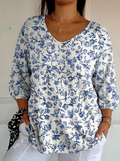 Women's Small Blue Flowers Print Casual Pullover Knit
